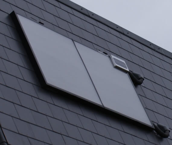 Even flat roofs can be equipped with a suitable support frame to provide the ideal angle for solar thermal collection
