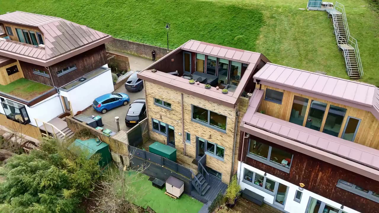 Paul: A Highgate Heat Pump Retrofit That Kept The Radiators